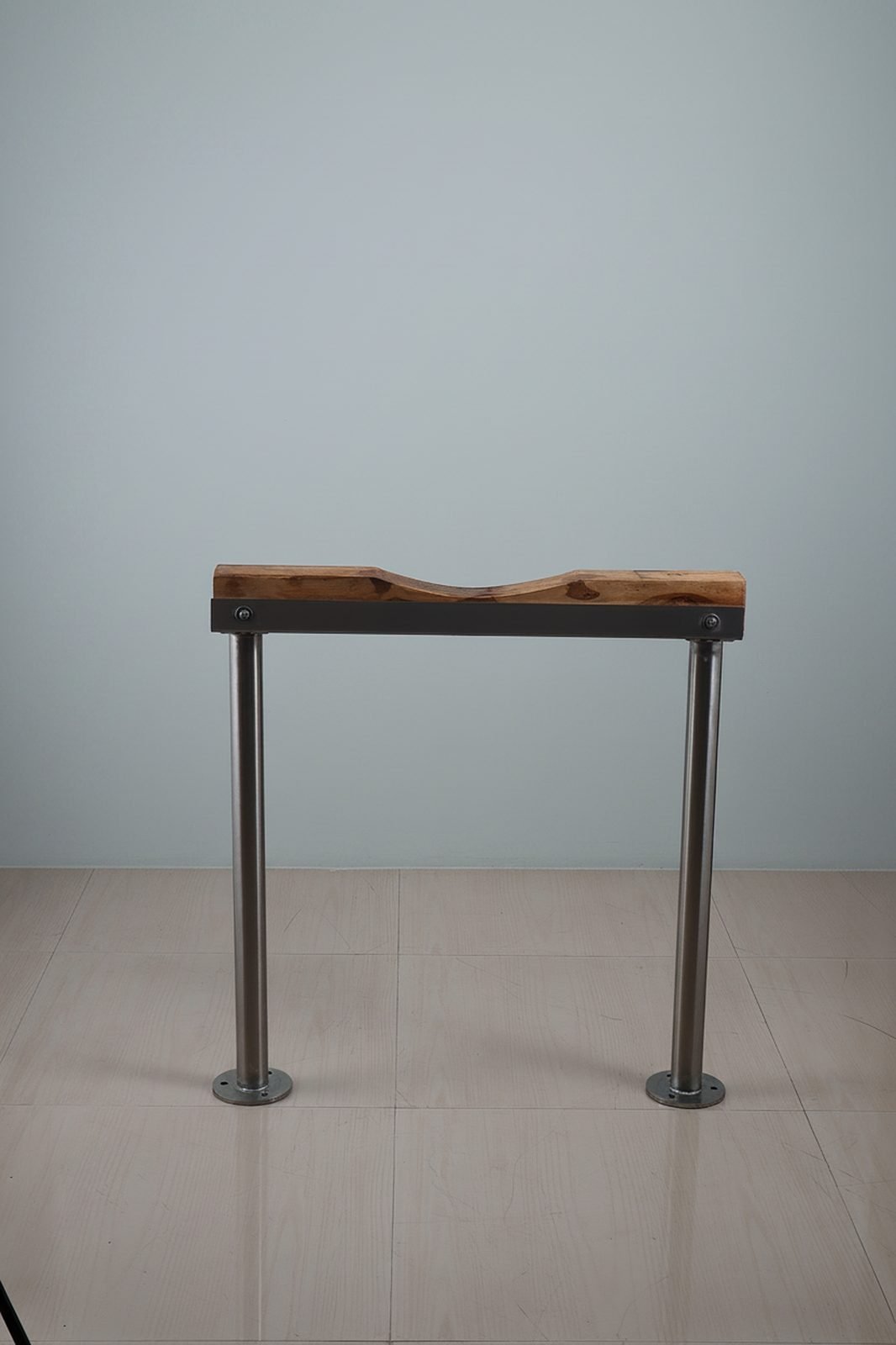 Can Tipping Bar