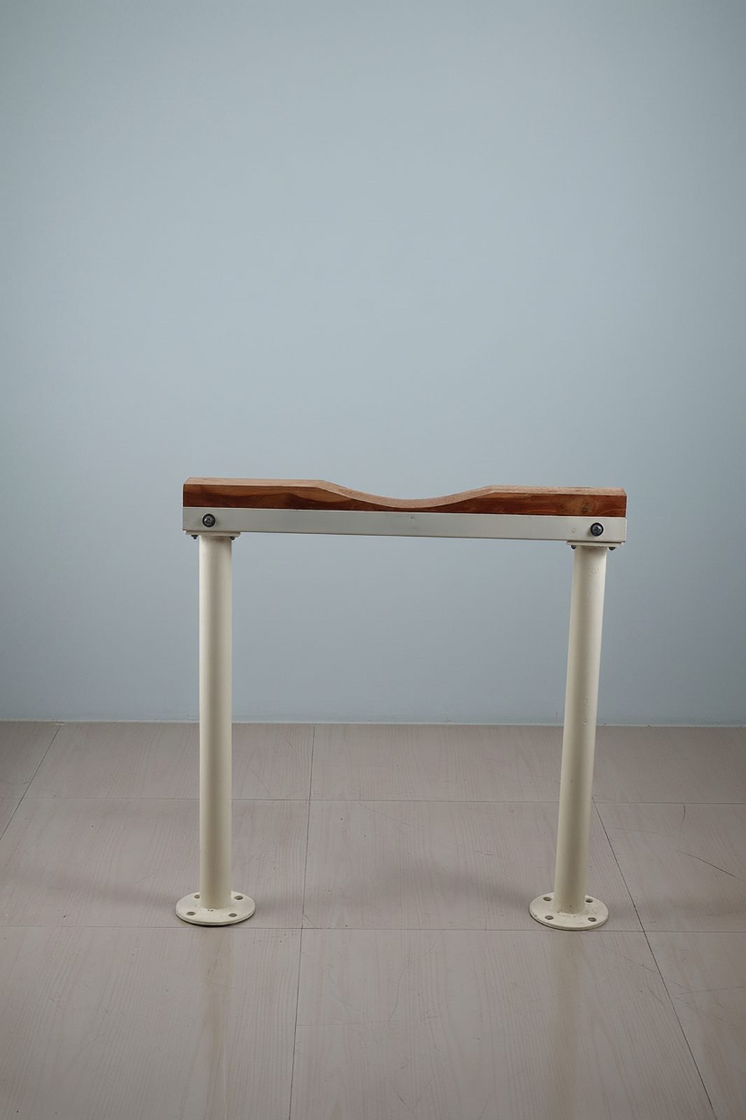 Can Tipping Bar